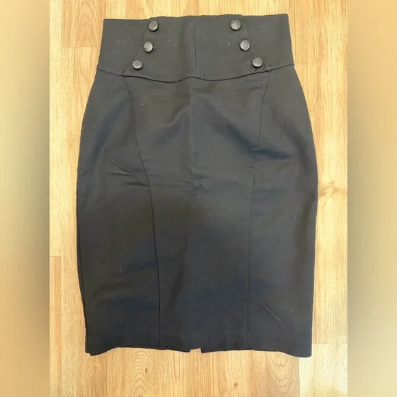 Worthington Black Pencil Skirt with Button Detail - Picture 1 of 6